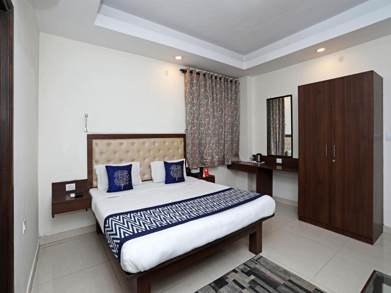 Oyo 680 Hotel Ranjana Heritage Lucknow Esterno foto