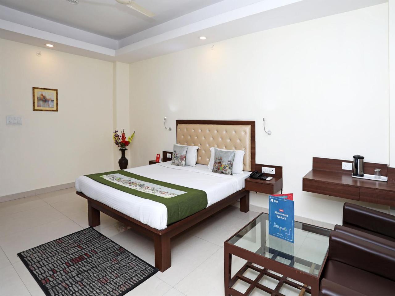 Oyo 680 Hotel Ranjana Heritage Lucknow Esterno foto